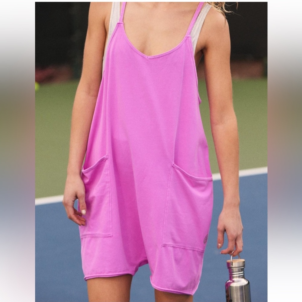 Free People Hot Shot Romper Size Large Pink Lightweight Cotton Pockets Preowned